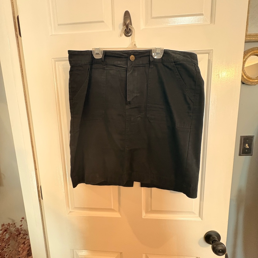 Merona Women's Black Skirt